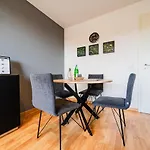 !!neu!! Deluxe I Balkon I Küche I Parken I Wlan I Netflix *