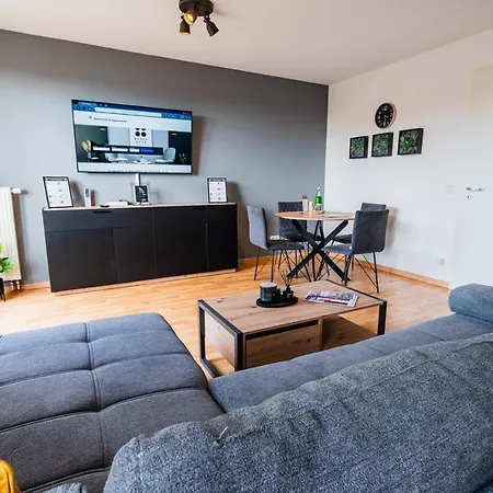 Apartment Deluxe I Klimaanlage I Tiefgarage I Balkon I Wlan