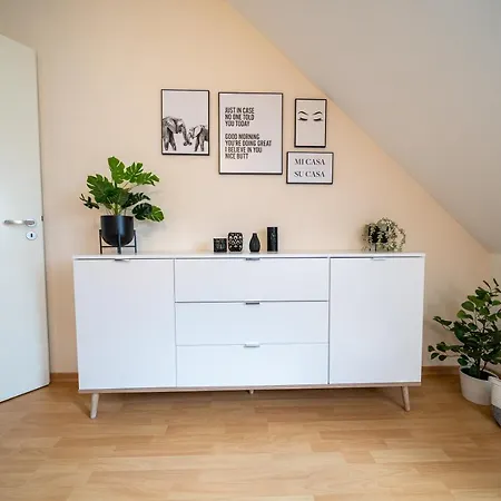 Deluxe I Klimaanlage I Tiefgarage I Balkon I Wlan Apartment Magdeburg