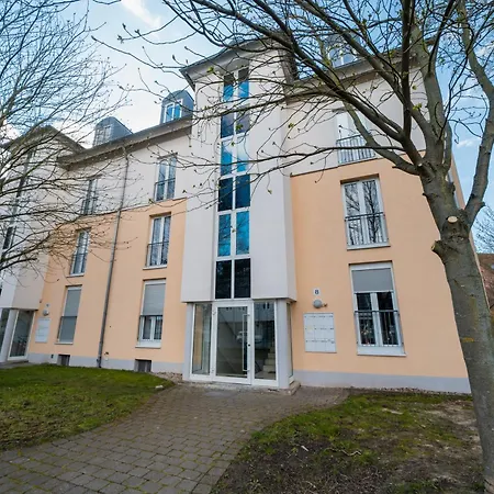 Deluxe I Klimaanlage I Tiefgarage I Balkon I Wlan Magdeburg